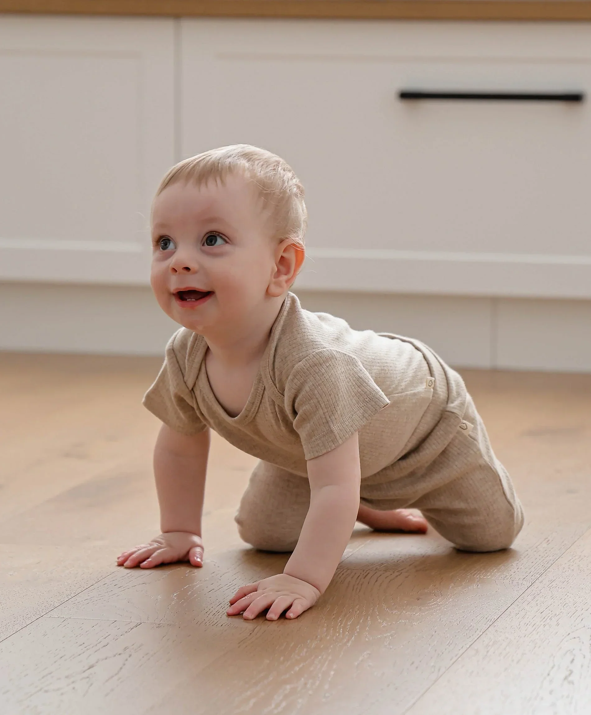 Organic Cotton Short Sleeve Bodysuit - Heather Oat - Image 3